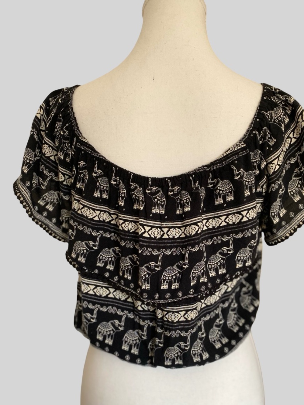 H&M Coachella Collection Elephant Black/White Crop Festival Top-Sz-8